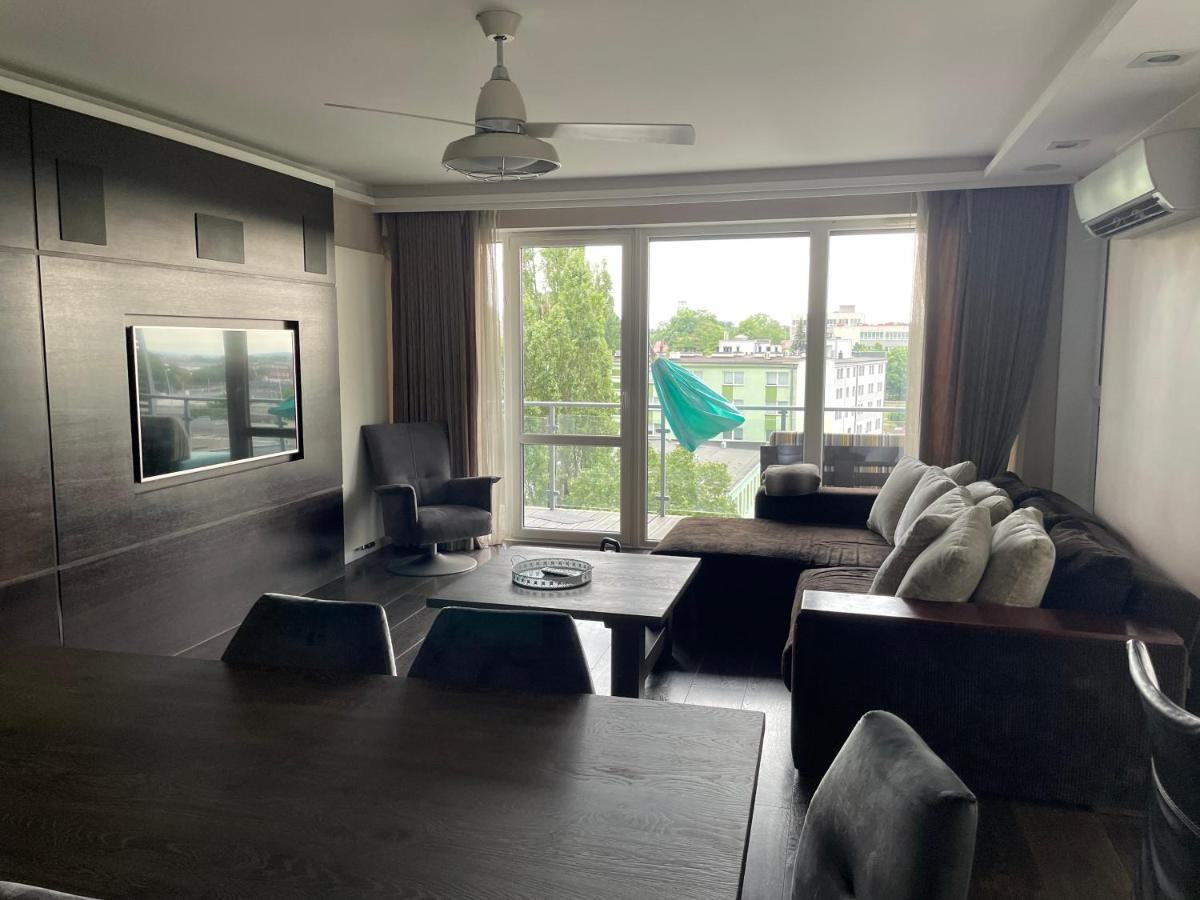 3Bedroom Smarthome Apartment Зелена Гура Екстер'єр фото